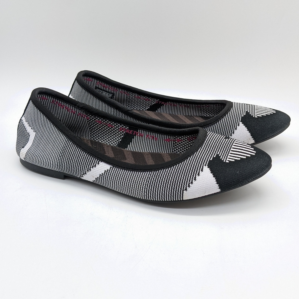 Skechers Black and White Flats